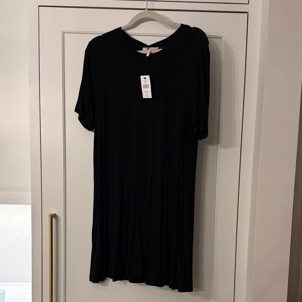 BCBGeneration Classic Black Tee